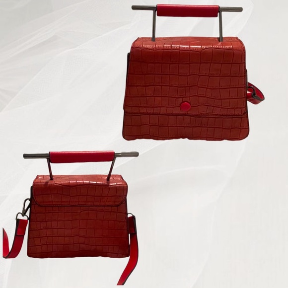 KAYLA+AVA Red Crocodile Purse - Picture 1 of 6